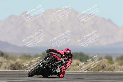 media/Jan-15-2026-Racers Edge (Thu) [[dfebeb70ab]]/2-A Group/Session 3 (Turn 16)/